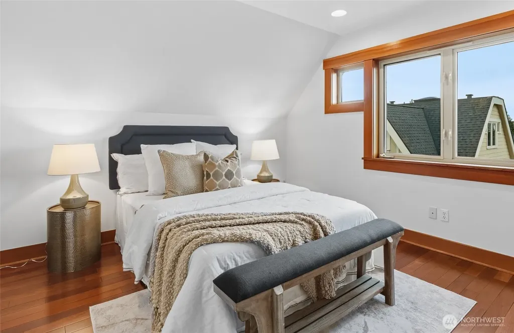 4414 Eastern Avenue N Seattle WA 98103