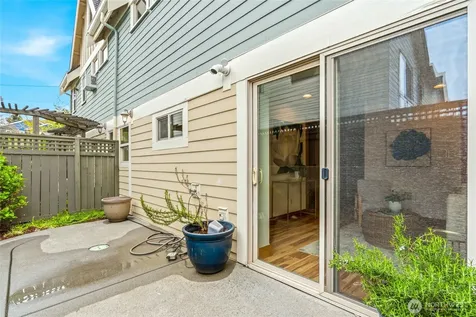 4414 Eastern Avenue N Seattle WA 98103