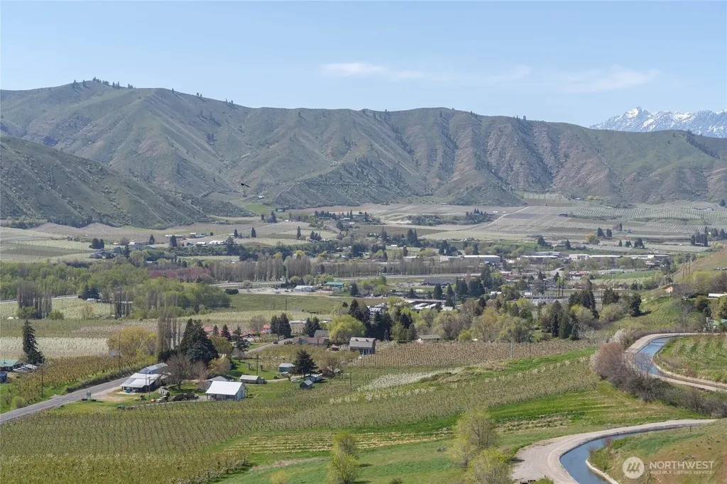 519 Diede Hills Lane Wenatchee WA 98801