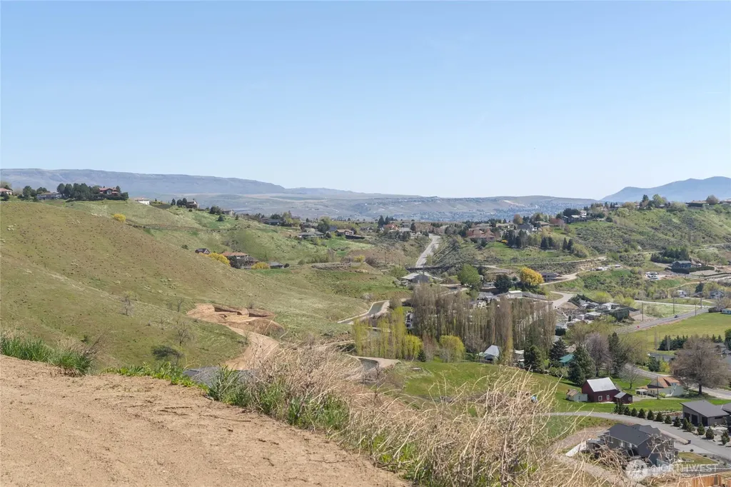 519 Diede Hills Lane Wenatchee WA 98801