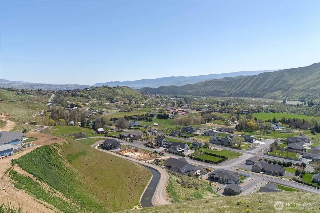 519 Diede Hills Lane Wenatchee WA 98801