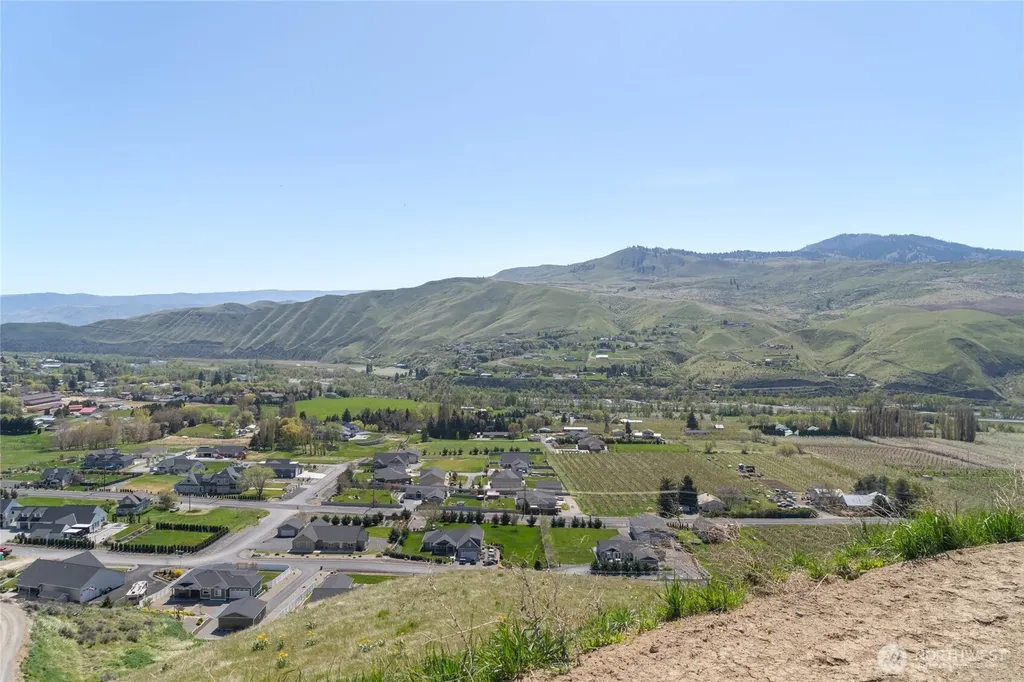 519 Diede Hills Lane Wenatchee WA 98801