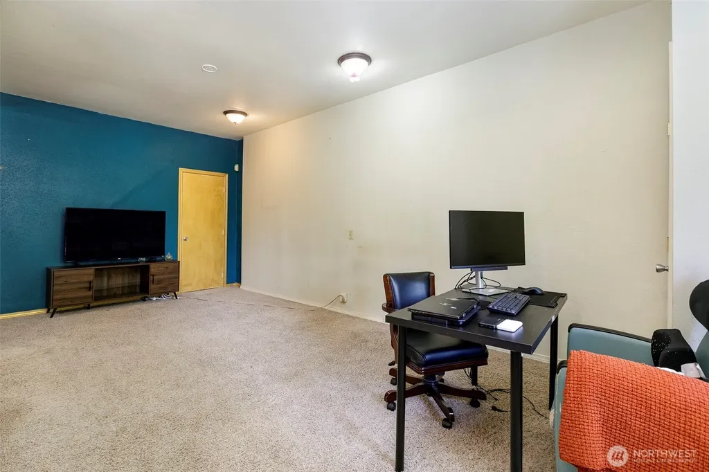 11122 59th Avenue S Seattle WA 98178