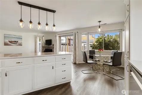 2721 211th Place SW Lynnwood WA 98036