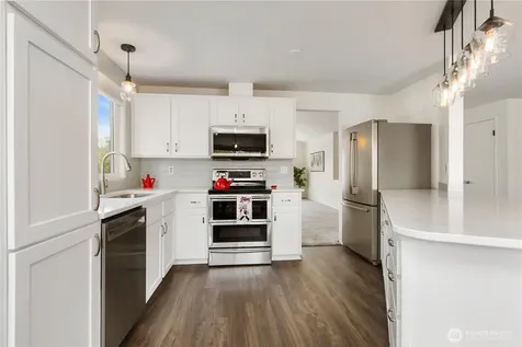 2721 211th Place SW Lynnwood WA 98036