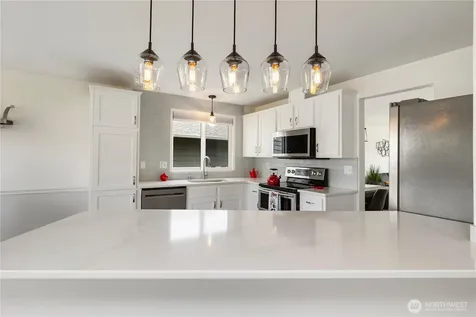 2721 211th Place SW Lynnwood WA 98036