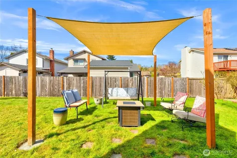 2721 211th Place SW Lynnwood WA 98036