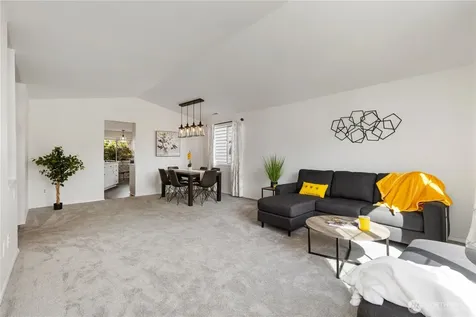2721 211th Place SW Lynnwood WA 98036