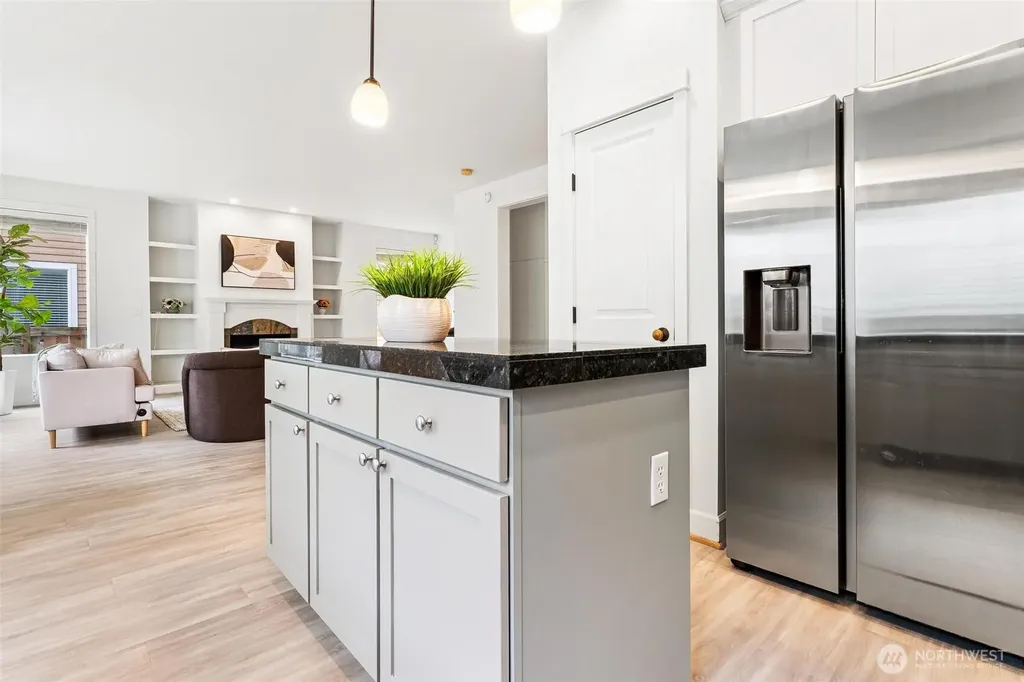 24015 221st Lane SE Maple Valley WA 98038