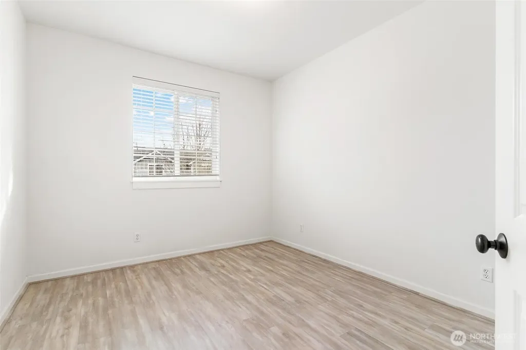 24015 221st Lane SE Maple Valley WA 98038