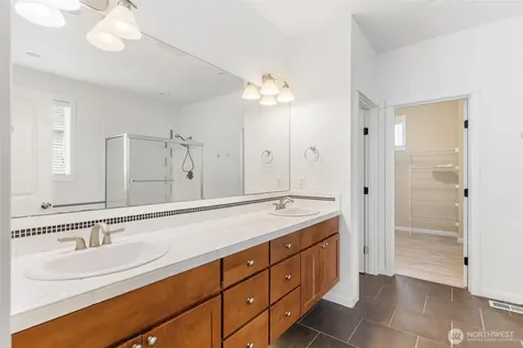 24015 221st Lane SE Maple Valley WA 98038
