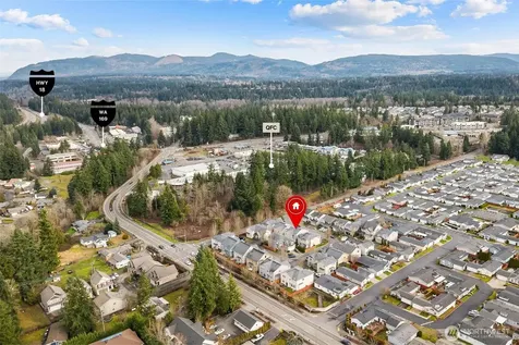 24015 221st Lane SE Maple Valley WA 98038