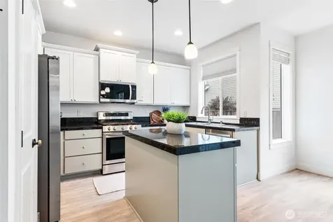 24015 221st Lane SE Maple Valley WA 98038