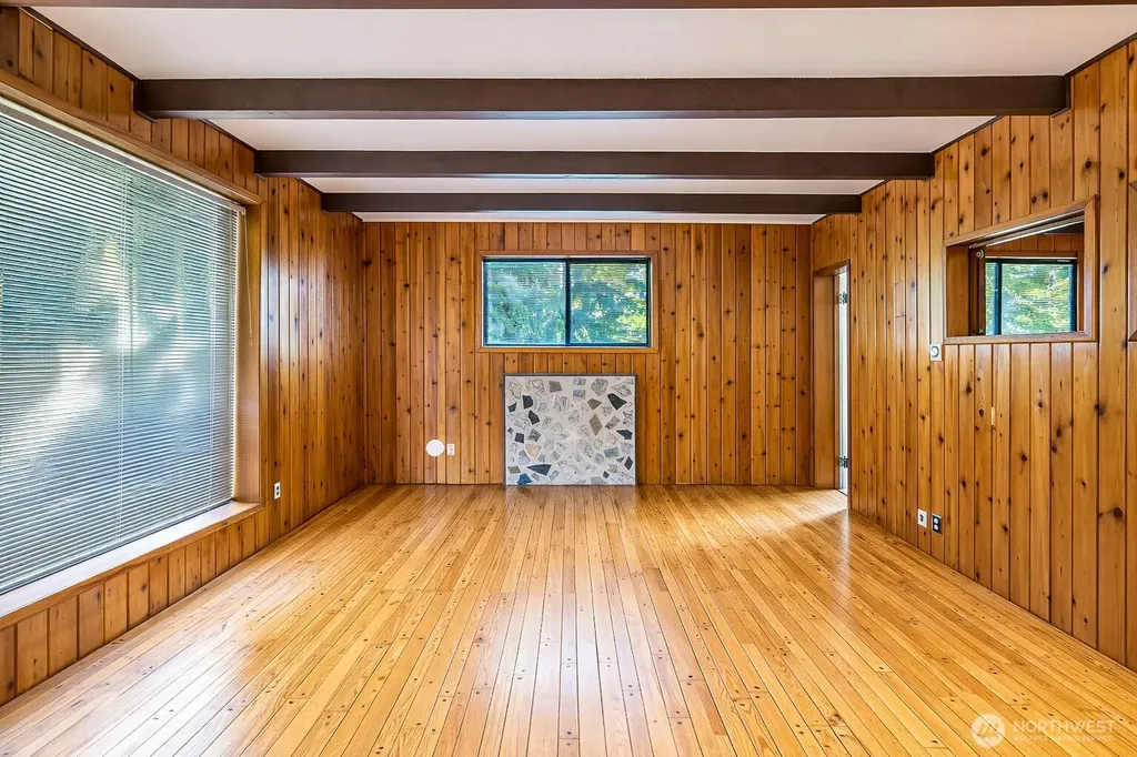37627 W Lake Walker Drive SE Enumclaw WA 98022