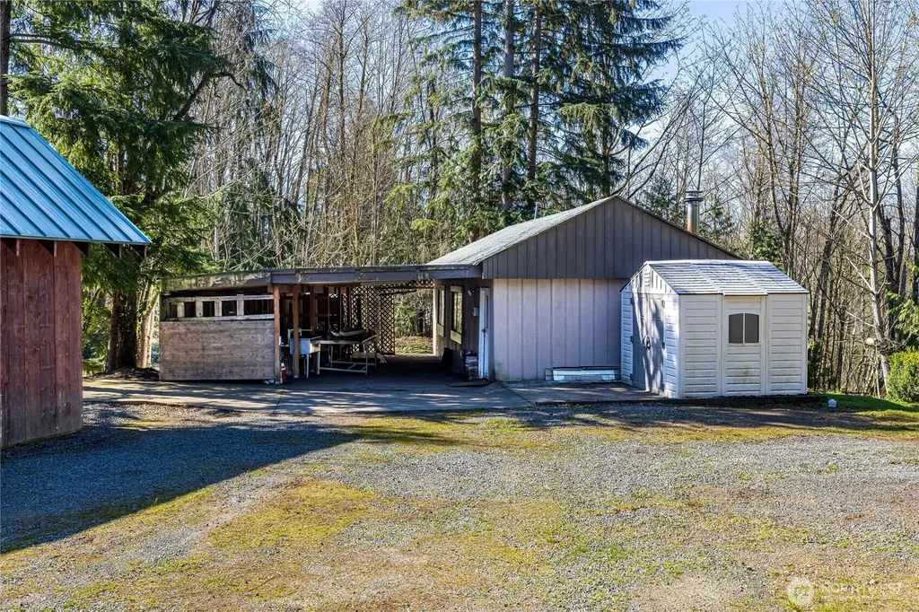 37627 W Lake Walker Drive SE Enumclaw WA 98022