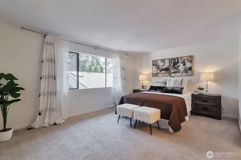1035 156th Avenue NE Bellevue WA 98007