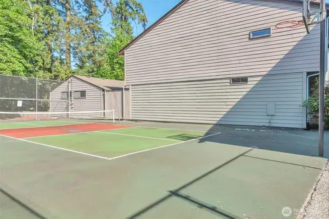 1035 156th Avenue NE Bellevue WA 98007