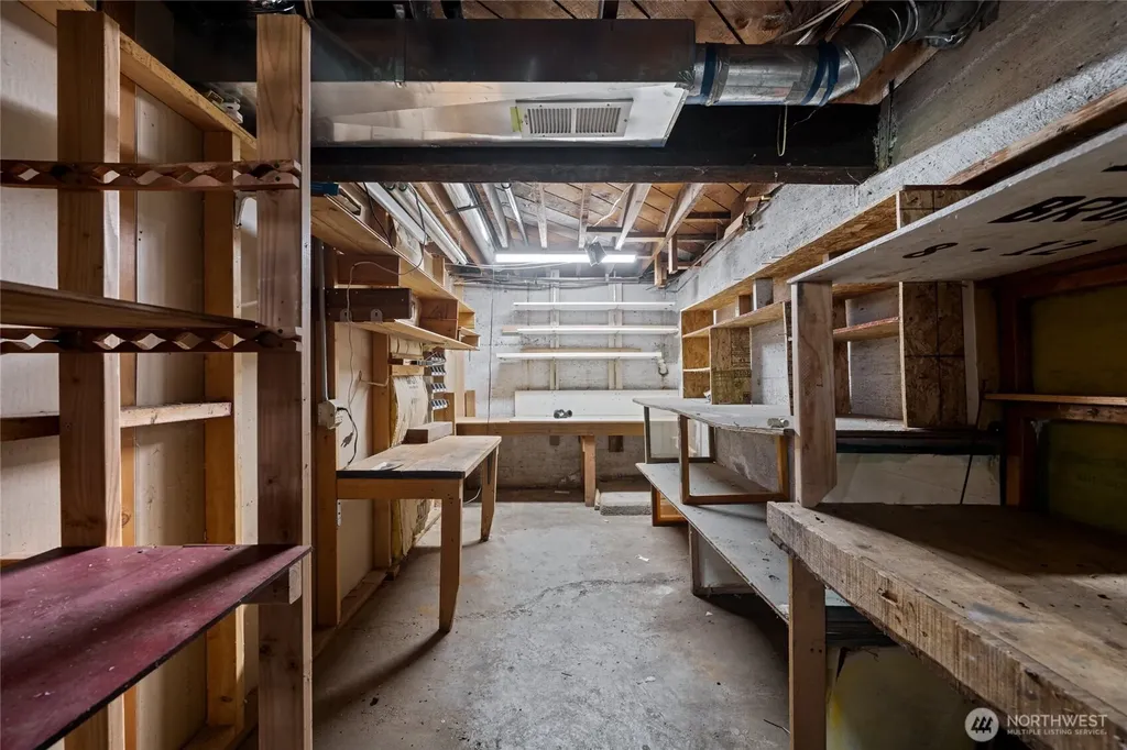 1502 E Maplewood Avenue Bellingham WA 98225