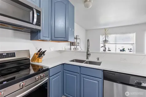 8635 215th Street NE Arlington WA 98223