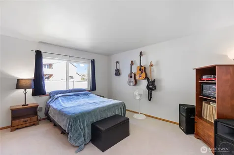 8635 215th Street NE Arlington WA 98223