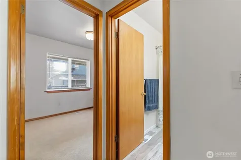 8635 215th Street NE Arlington WA 98223