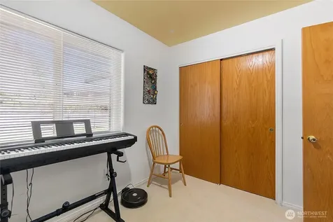 8635 215th Street NE Arlington WA 98223