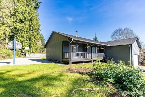 8635 215th Street NE Arlington WA 98223