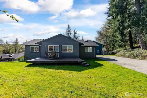 8635 215th Street NE Arlington WA 98223