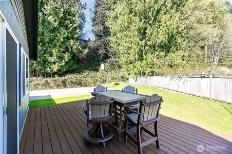 8635 215th Street NE Arlington WA 98223
