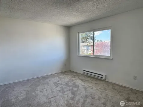 8823 Holly Drive Everett WA 98208