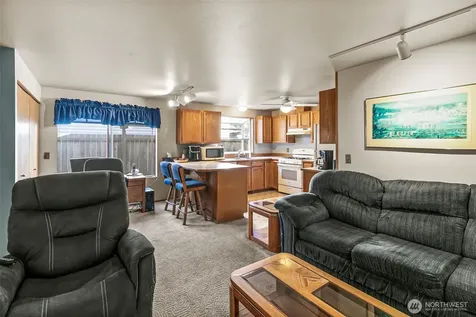 1031 SW 350th Place Federal Way WA 98023