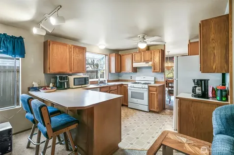 1031 SW 350th Place Federal Way WA 98023