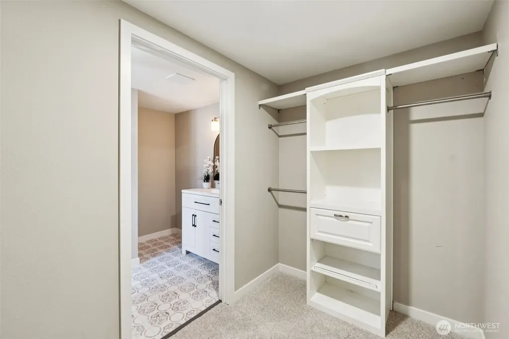 14322 Admiralty Way Lynnwood WA 98087