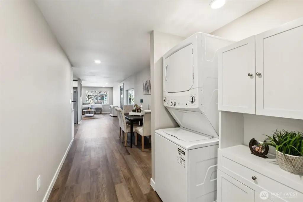 14322 Admiralty Way Lynnwood WA 98087