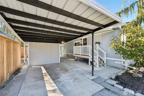 14322 Admiralty Way Lynnwood WA 98087