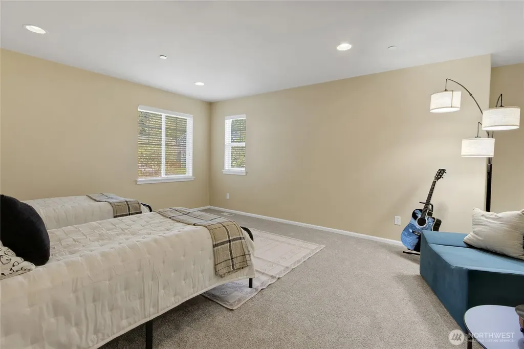 2023 Kennewick Place NE Renton WA 98056