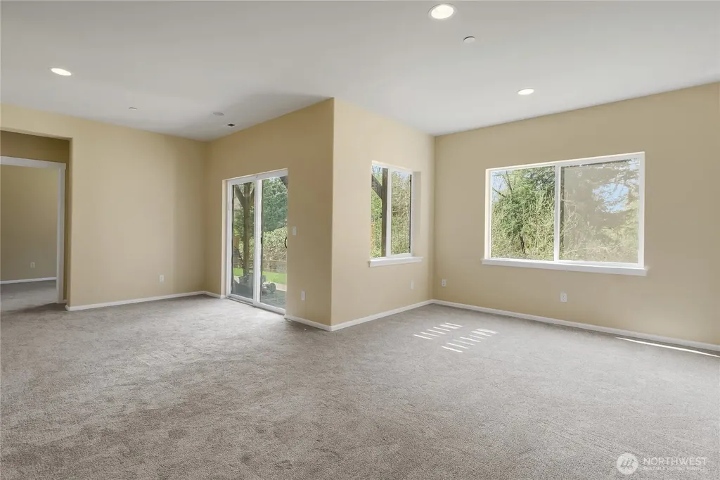 2023 Kennewick Place NE Renton WA 98056