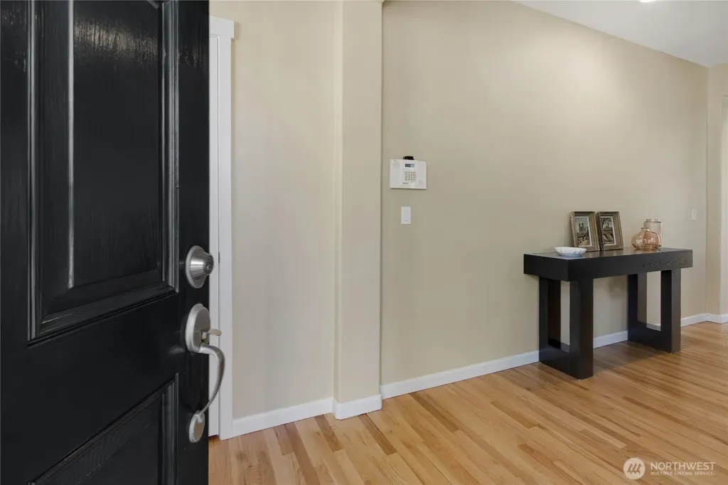 2023 Kennewick Place NE Renton WA 98056