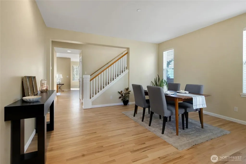 2023 Kennewick Place NE Renton WA 98056