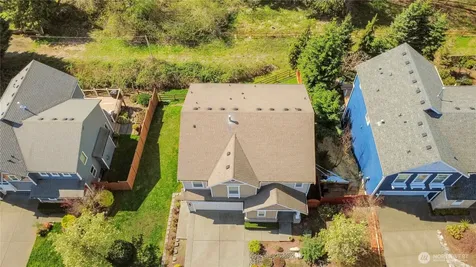 2023 Kennewick Place NE Renton WA 98056