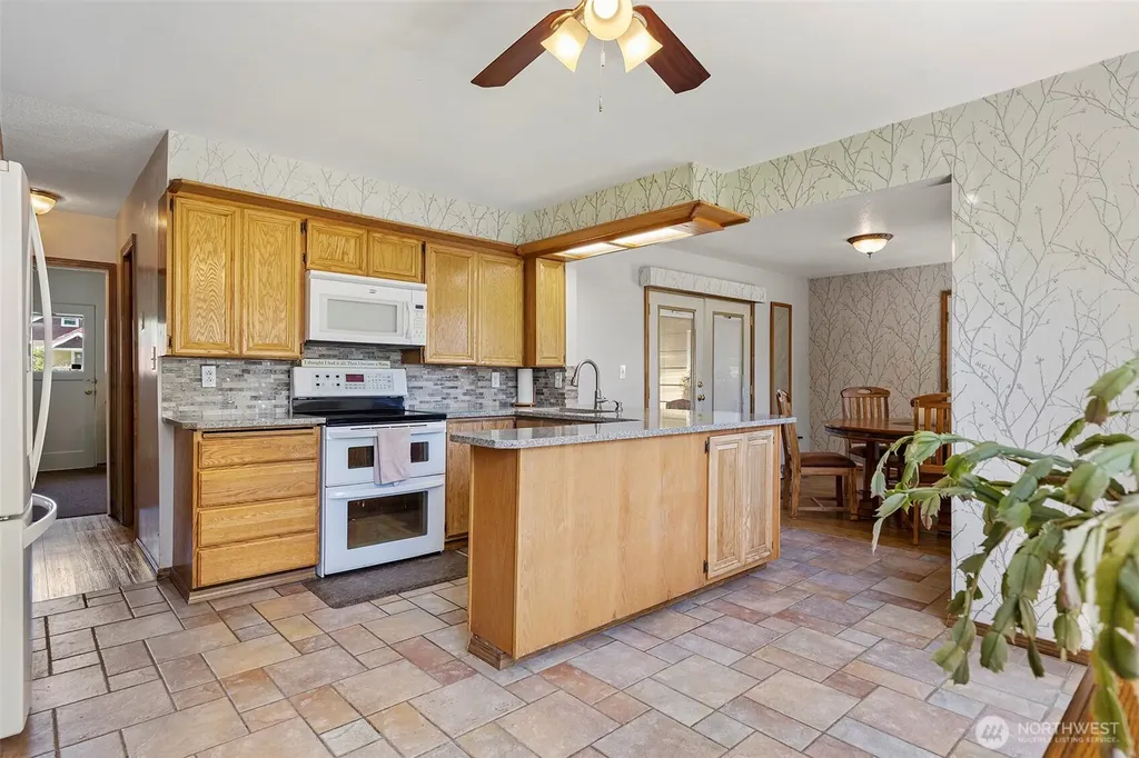 3409 104th Street E Tacoma WA 98446