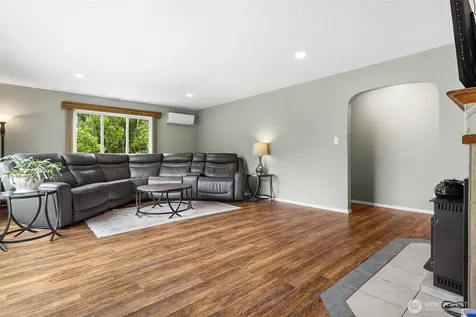 3409 104th Street E Tacoma WA 98446