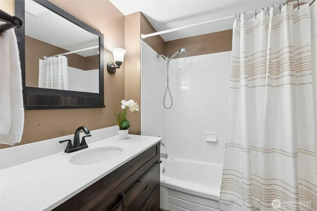 17154 NE 5th Street Bellevue WA 98008