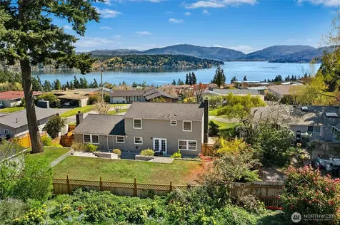 17154 NE 5th Street Bellevue WA 98008