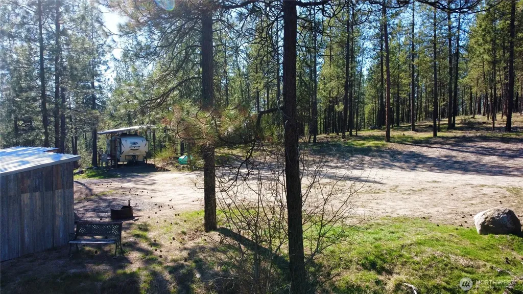 1069 Kitt Narcisse Road Colville WA 99114