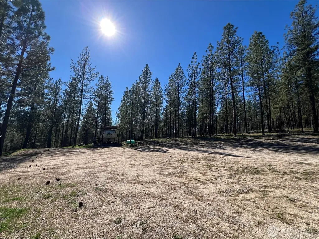 1069 Kitt Narcisse Road Colville WA 99114