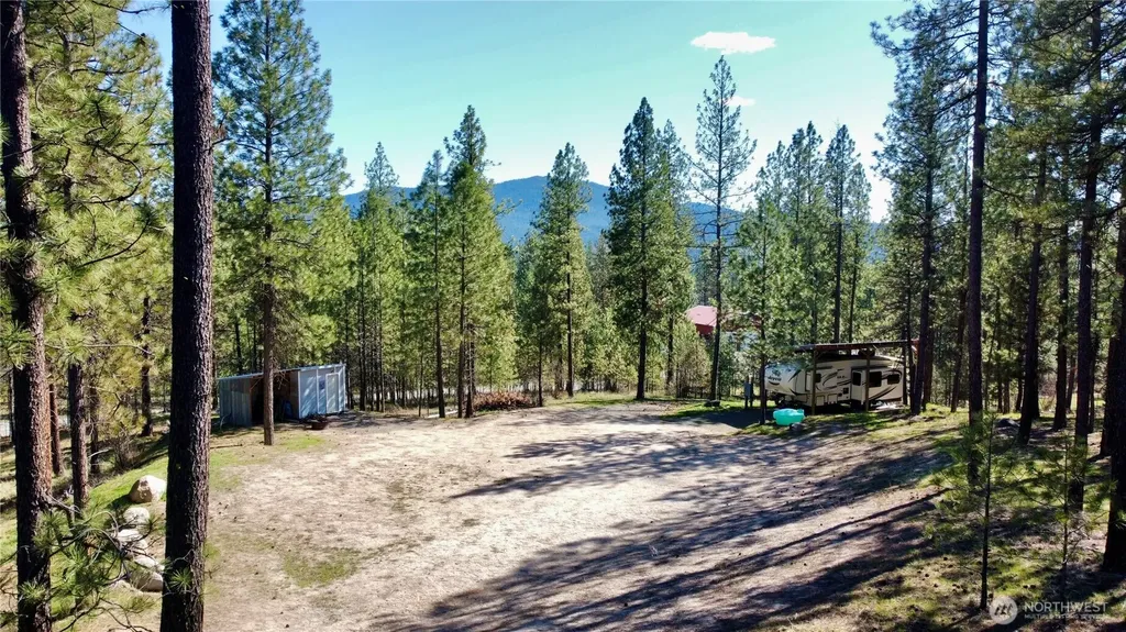 1069 Kitt Narcisse Road Colville WA 99114