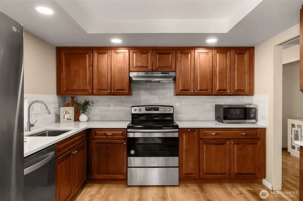 243 169th Avenue NE Bellevue WA 98008