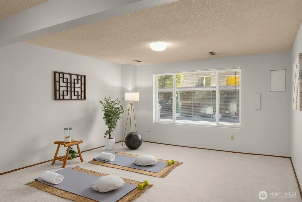 243 169th Avenue NE Bellevue WA 98008