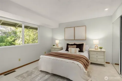 243 169th Avenue NE Bellevue WA 98008